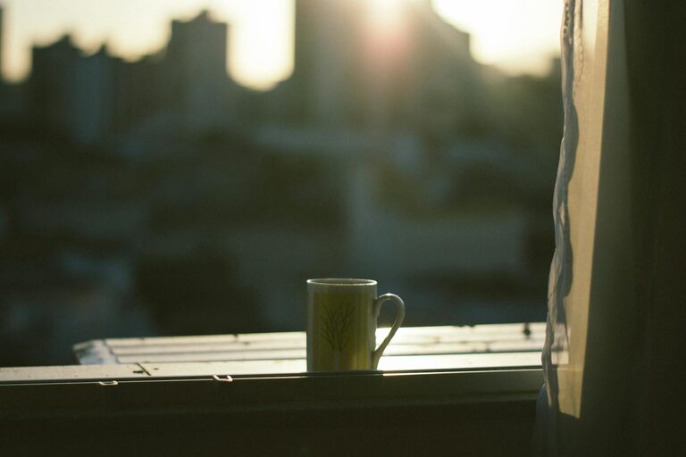 Simple Ways to Create a Relaxing Morning Routine for a Positive Start